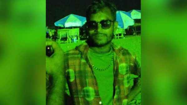 ইকবালকে নিয়ে কুমিল্লার পথে পুলিশ - Sunamganj Journal