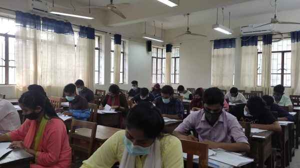শাবিপ্রবিতে ঢাবির 'গ' ইউনিটের পরীক্ষায় উপস্থিত ৩৫১ জন - Sunamganj Journal