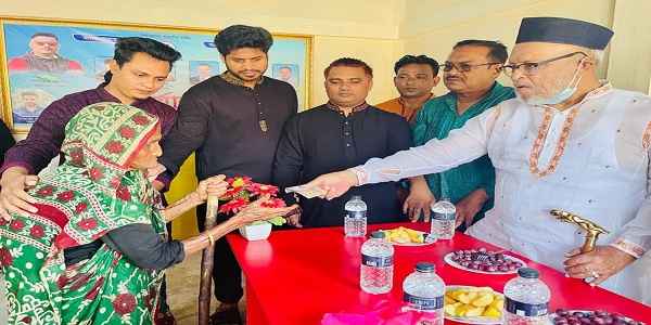 মানবতার চোখ সমাজকল্যাণ সংস্থার কার্যালয় পরিদর্শন ও নগদ অর্থ বিতরণ - Sunamganj Journal