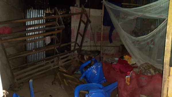 ইউপি সদস্যকে ভোট দেয়ায় ভোটারের বাড়িতে হামলা, মারধর ও বাড়িঘর ভাঙচুর - Sunamganj Journal