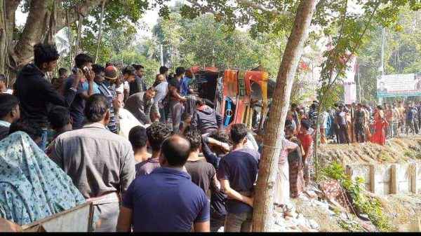জানাযার নামাজ পড়তে এসে নিজেরাই লাশ হয়ে ফিরলেন - Sunamganj Journal