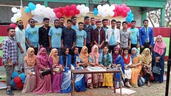 আমবাড়ি উচ্চ বিদ্যালয়ের এসএসসি-১৬ ব্যাচের পুনর্মিলনী - Sunamganj Journal