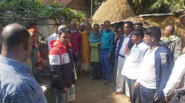 বাদাঘাট ইউপিতে চেয়ারম্যান প্রার্থী নিজাম উদ্দিনের গণসংযোগ - Sunamganj Journal