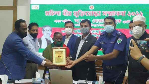 মহিলা বীর মুক্তিযোদ্ধা সম্মাননা প্রদান - Sunamganj Journal