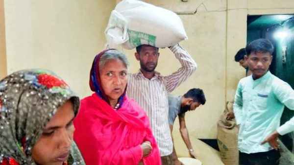 দোয়ারাবাজারে ১০ টাকা কেজি চাল বিক্রি কার্যক্রম উদ্বোধন - Sunamganj Journal