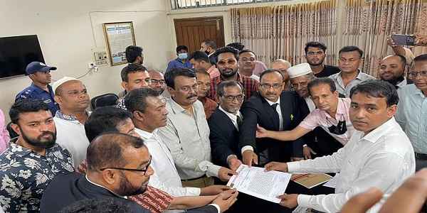 হাওর ডুবি, জেলা বিএনপির মানববন্ধন ও স্মারকলিপি প্রদান - Sunamganj Journal